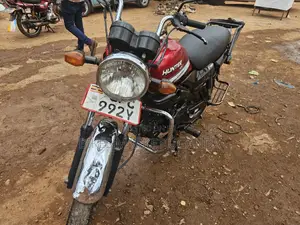 Hero Hunter 125 2020 Red