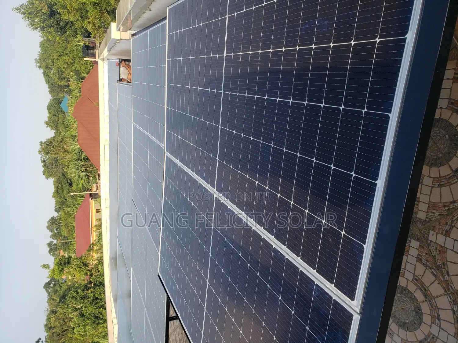 550w Mono Crystalline Panel Installation