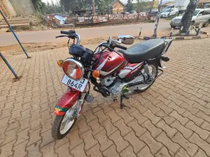TVS HLX 125 2023 Red