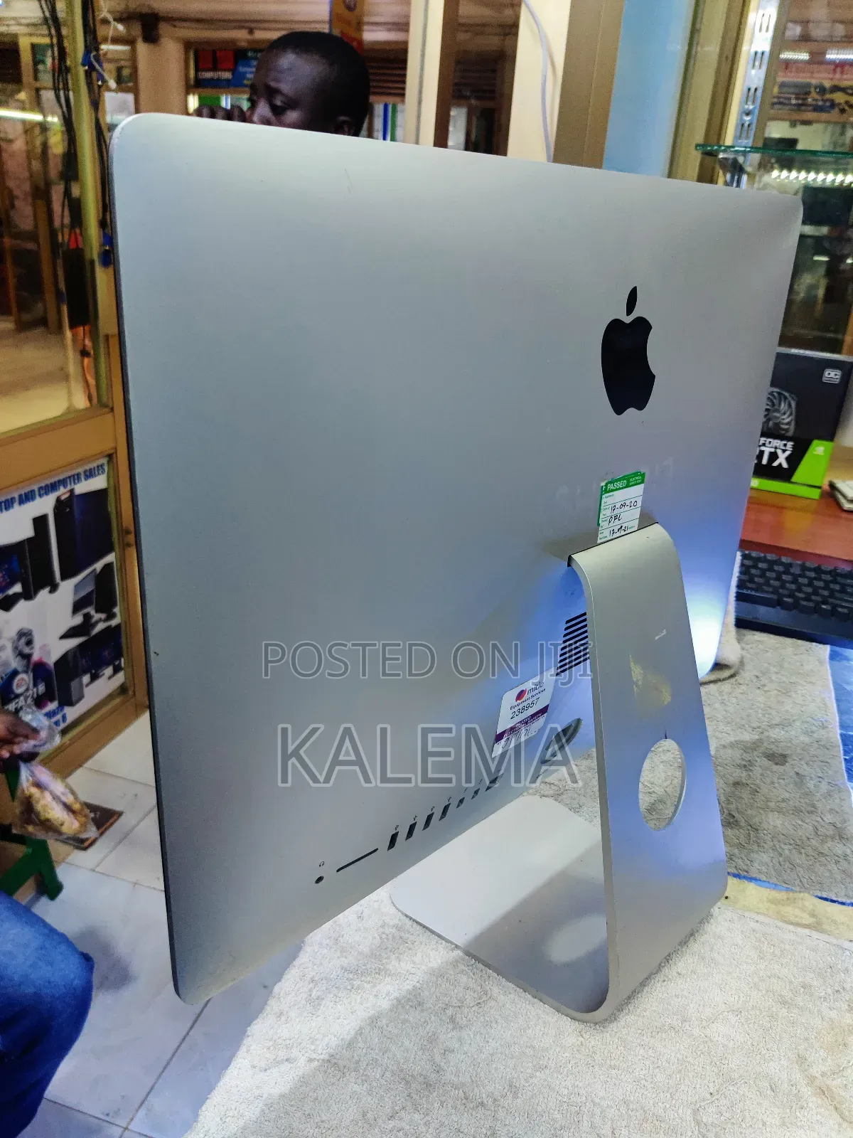 Desktop Computer Apple iMac 8GB Intel Core I5 HDD 1T