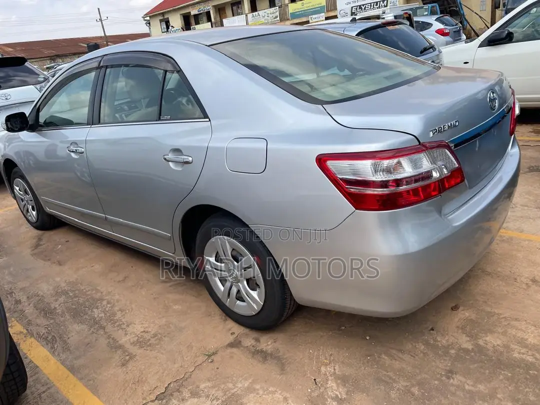 Toyota Premio 1.8 FWD 2010 Silver