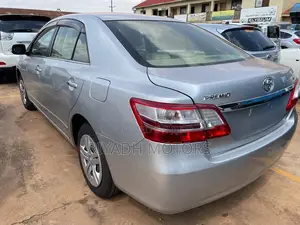 Toyota Premio 1.8 FWD 2010 Silver