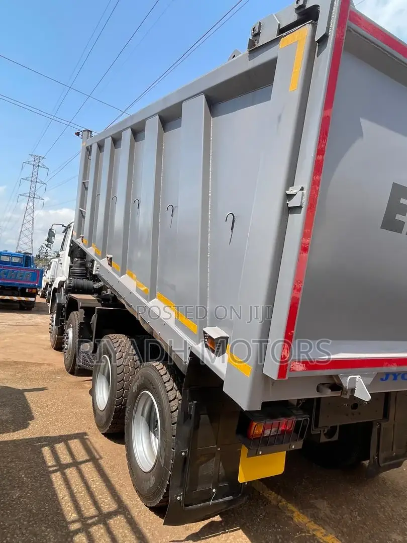 Sinotruk Eicher 2023 Silver