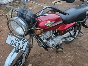 Boss Hoss BH3 2023 Red