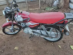 TVS HLX 125 2023 Red