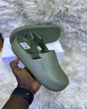 Nike Air Crocs. Green
