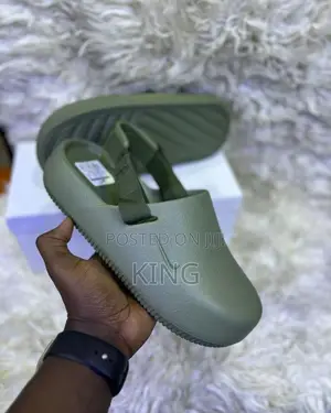 Nike Air Crocs. Green