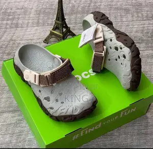 Atlas Crocs. Cream-Brown