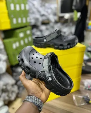 Crocs Black Caiman