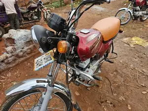 Bajaj Boxer 2023 Red