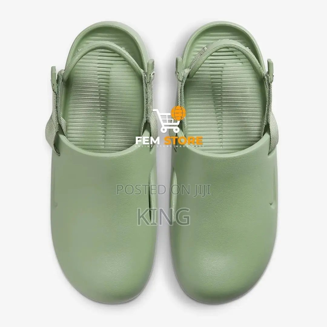 Cam Nike Crocs. Green