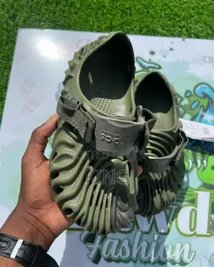 Pollex Crocs. Green Clog
