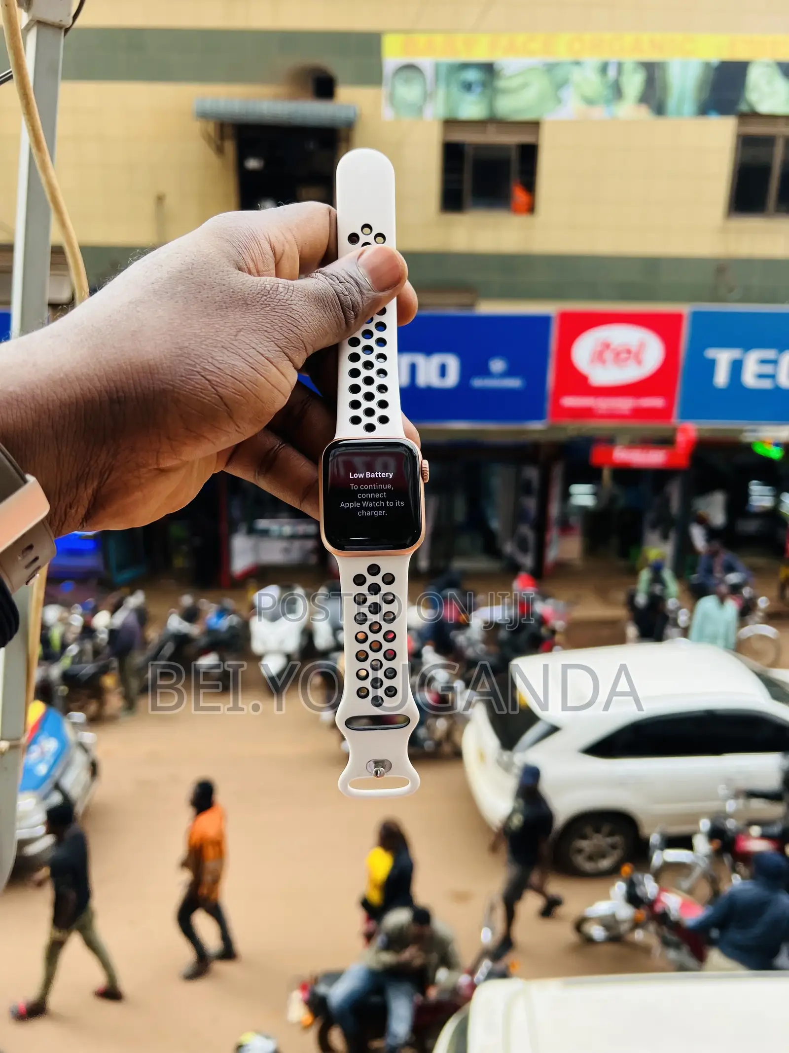 Apple Watch SE 4mm