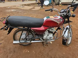 Bajaj Boxer 2022 Red