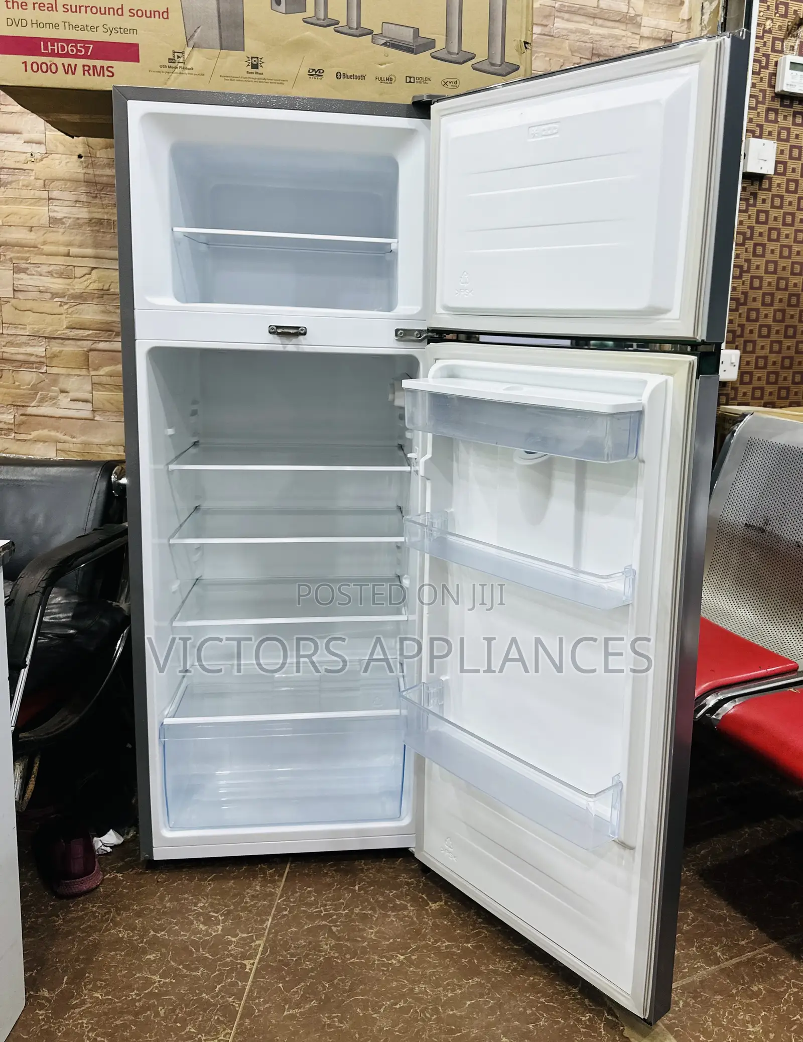 Hisense Fridge With Water Dispenser 270 Liters