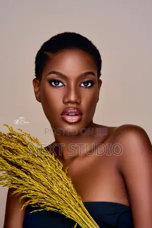 Timeless Portraits: Professional Photoshoots