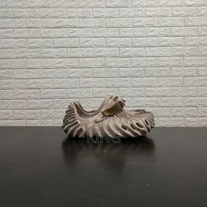 Pollex Crocs. Creamy