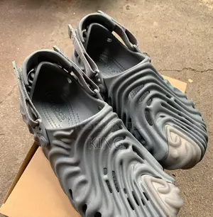 Rudia Crocs