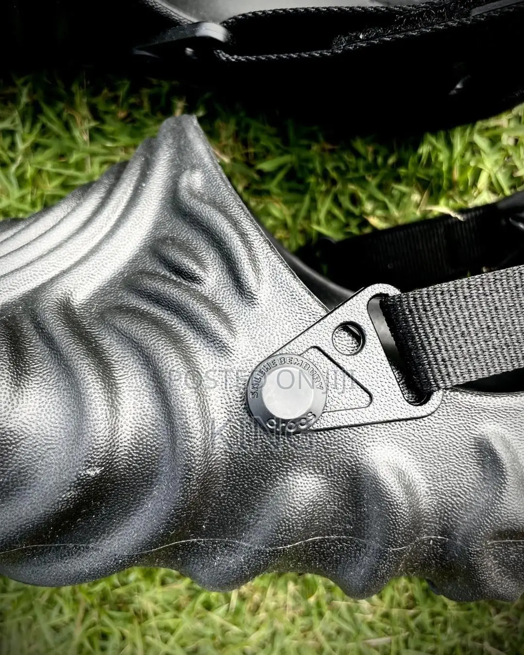 Dlow Pollex Crocs