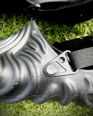 Dlow Pollex Crocs