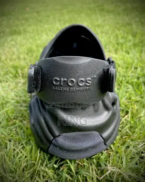 Canmwan Crocs