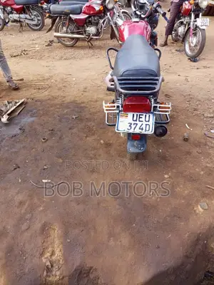 TVS HLX 125 2019 Red