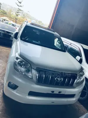 Toyota Land Cruiser Prado 2012 White