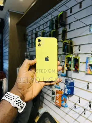 Apple iPhone 11 128 GB Yellow
