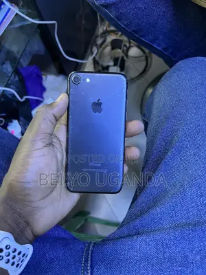 Apple iPhone 7 128 GB Black