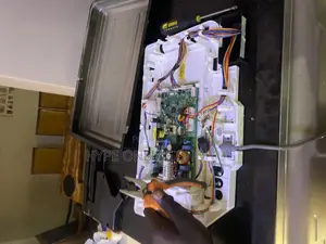 Lg Socket Repairs