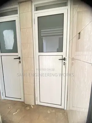 Aluminum Bathroom Doors With Pannels