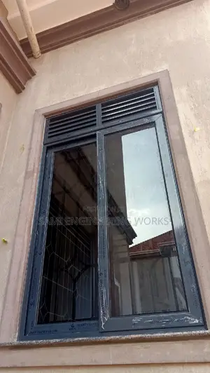 Aluminum Slidding Window Grey Colour Kulambiro