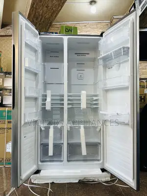Hisense 670L Side by Side Refrigerator Inox Silver