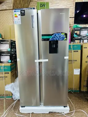 High End Hisense Side by Side Refrigerator 670L