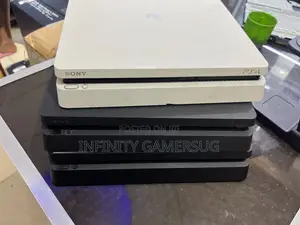 PS4 Slim With Games