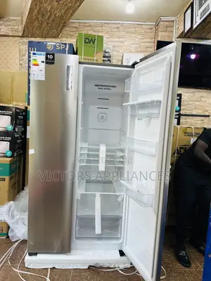 Hisense Side by Side Refrigerator 670 Liters With Dispenser