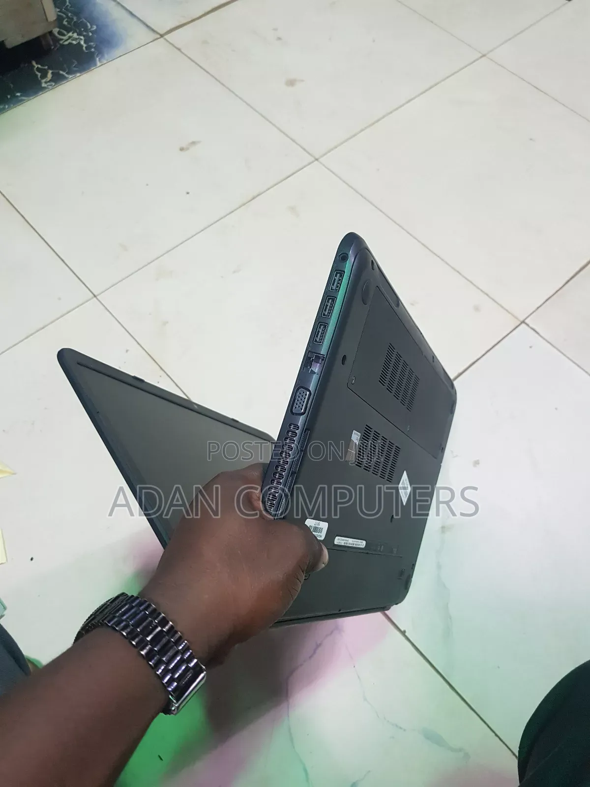 Laptop Dell Latitude 3540 4GB Intel Core I3 HDD 320GB