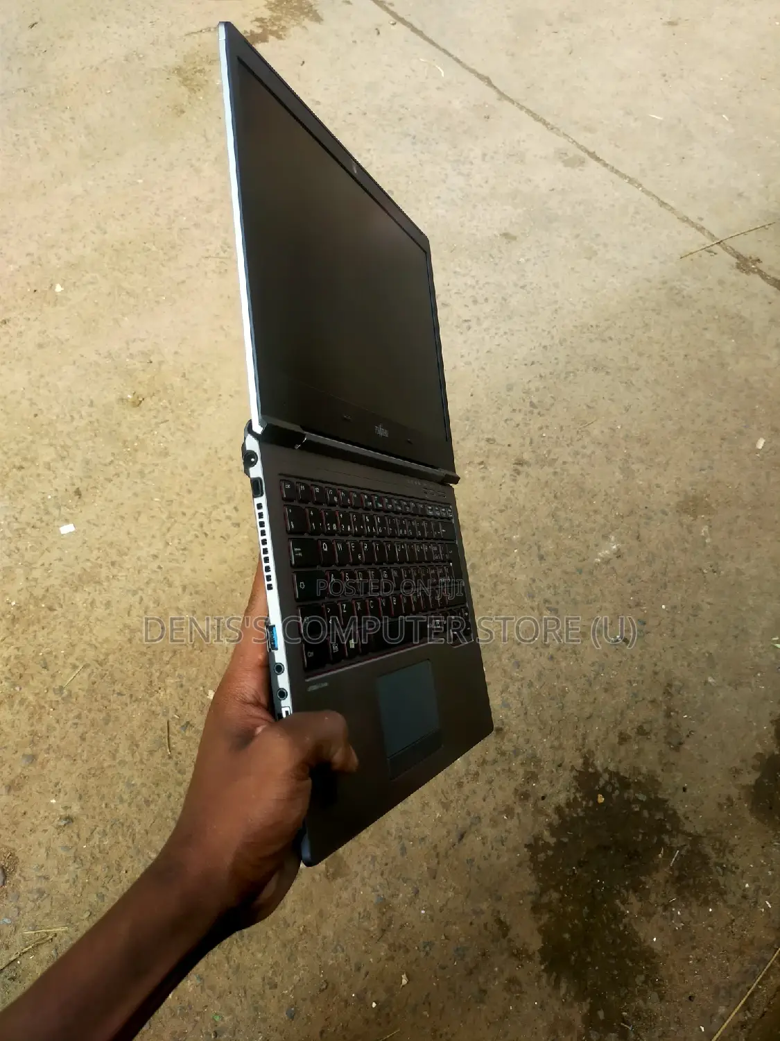 Laptop Fujitsu Lifebook U745 8GB Intel Core I7 SSD 500GB