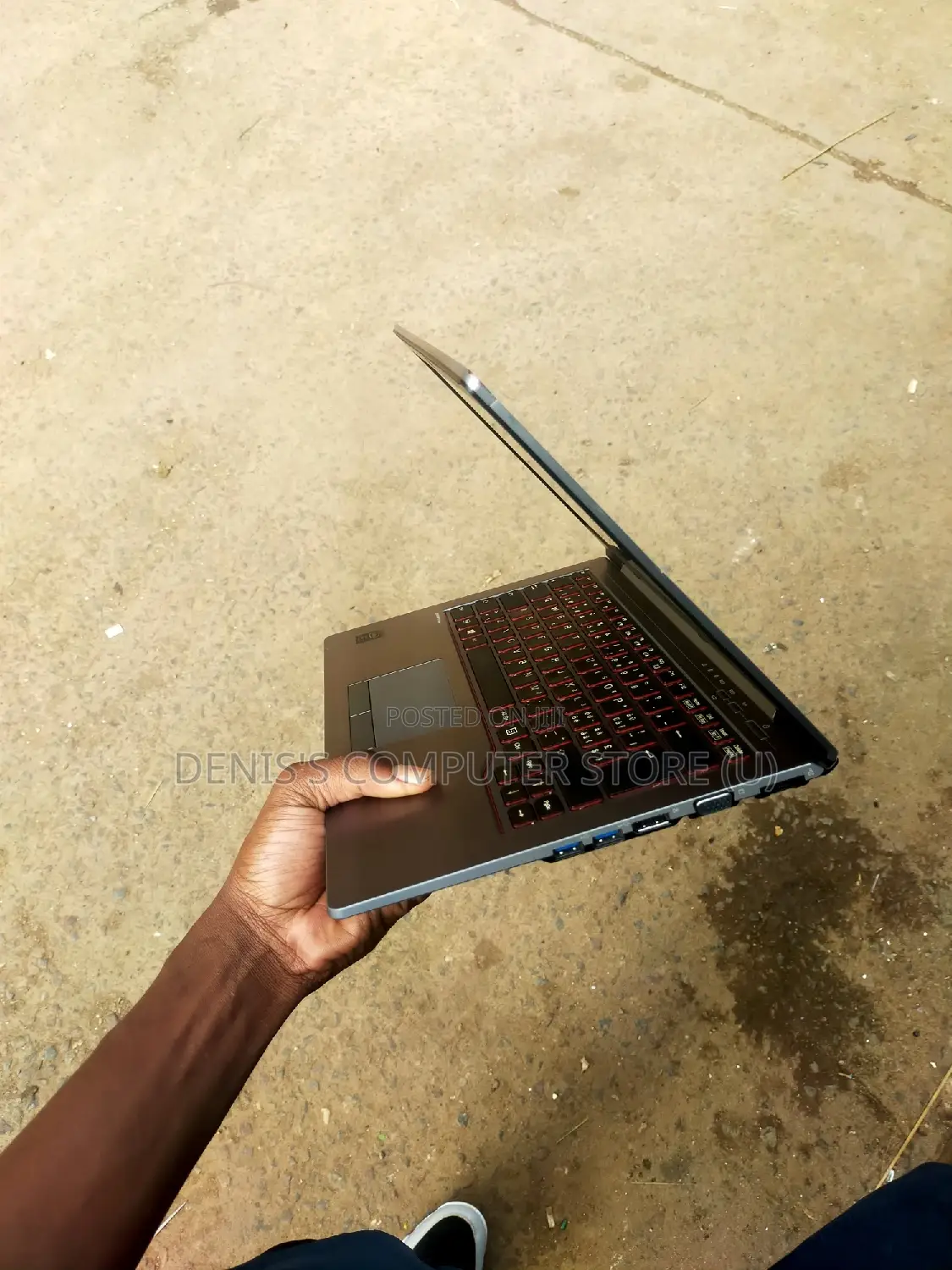 Laptop Fujitsu Lifebook U745 8GB Intel Core I7 SSD 500GB