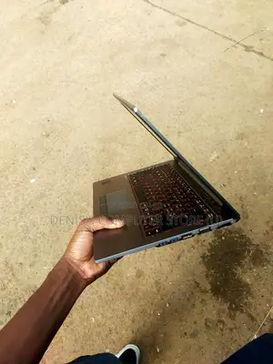 Laptop Fujitsu Lifebook U745 8GB Intel Core I7 SSD 500GB