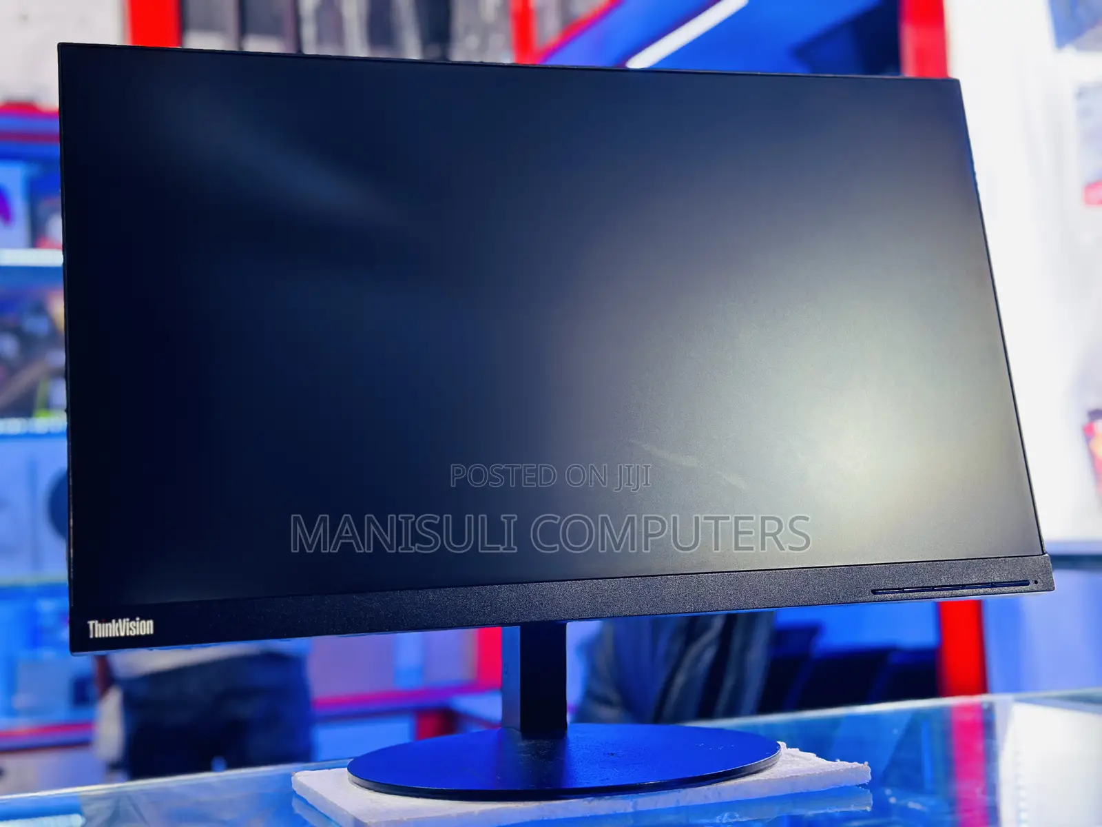 Monitor Lenovo 24 Inch Screen Ips, USB 3.0, HDMI, DP,