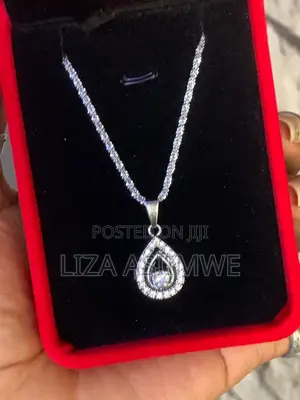 Simple Lady’S Necklaces