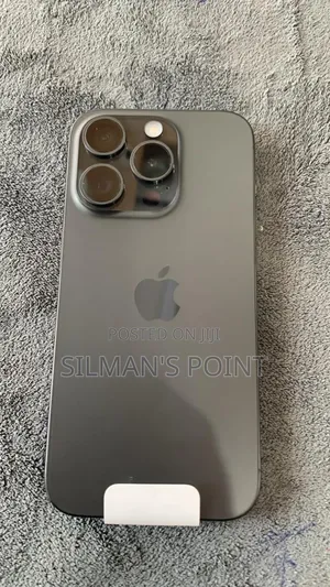 New Apple iPhone 15 Pro 256 GB Black