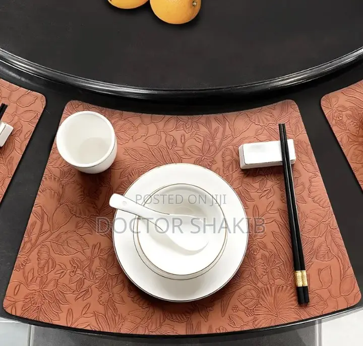 New Design 12pcs Leather Fan-Shaped Table Placemats