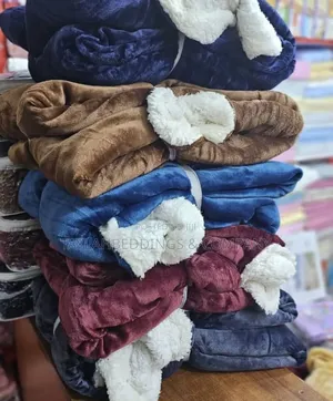 Super Soft Double Sided Fleece Throw Blanket-Maroon, Blue