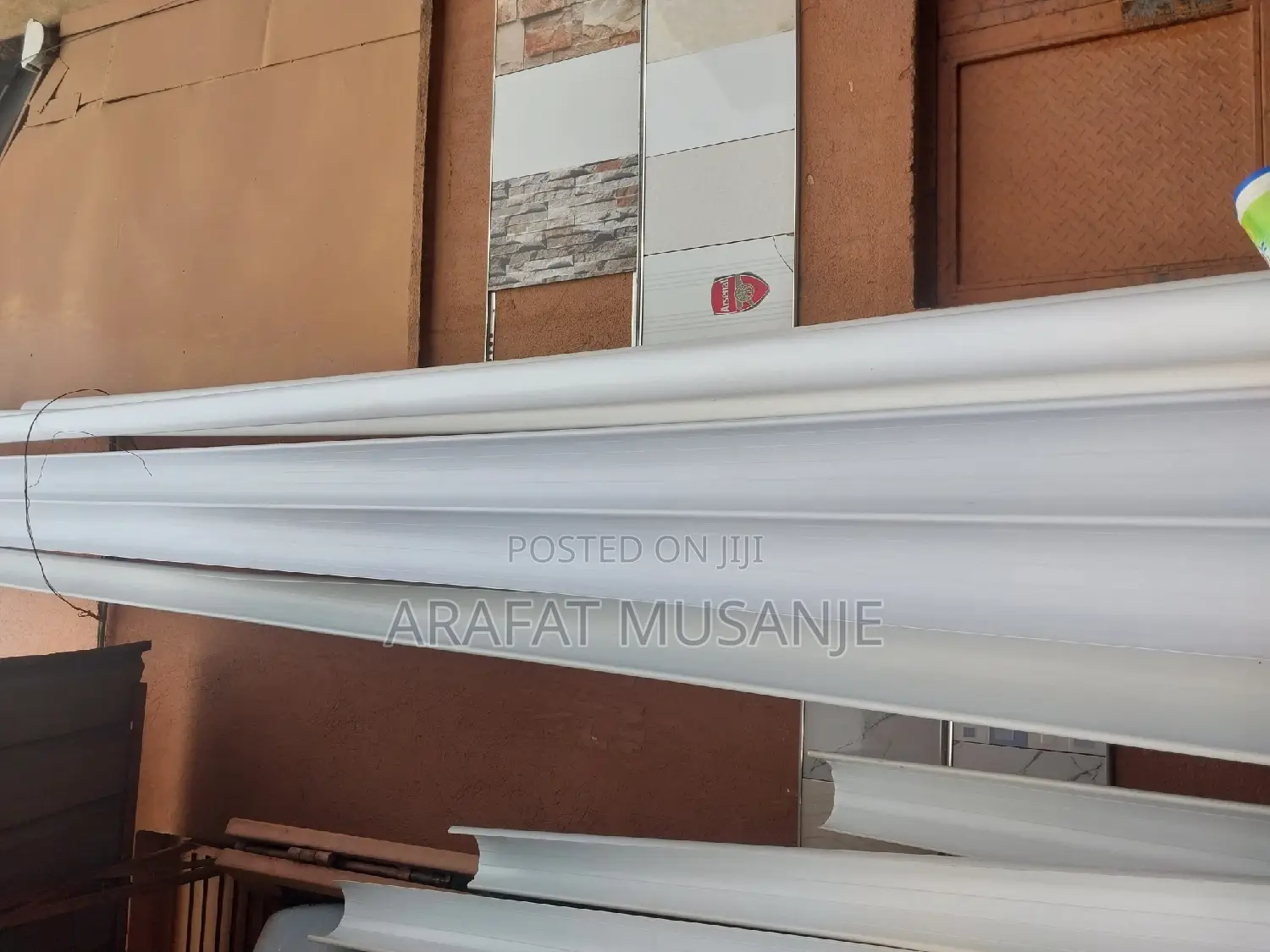 Plastic Ridge