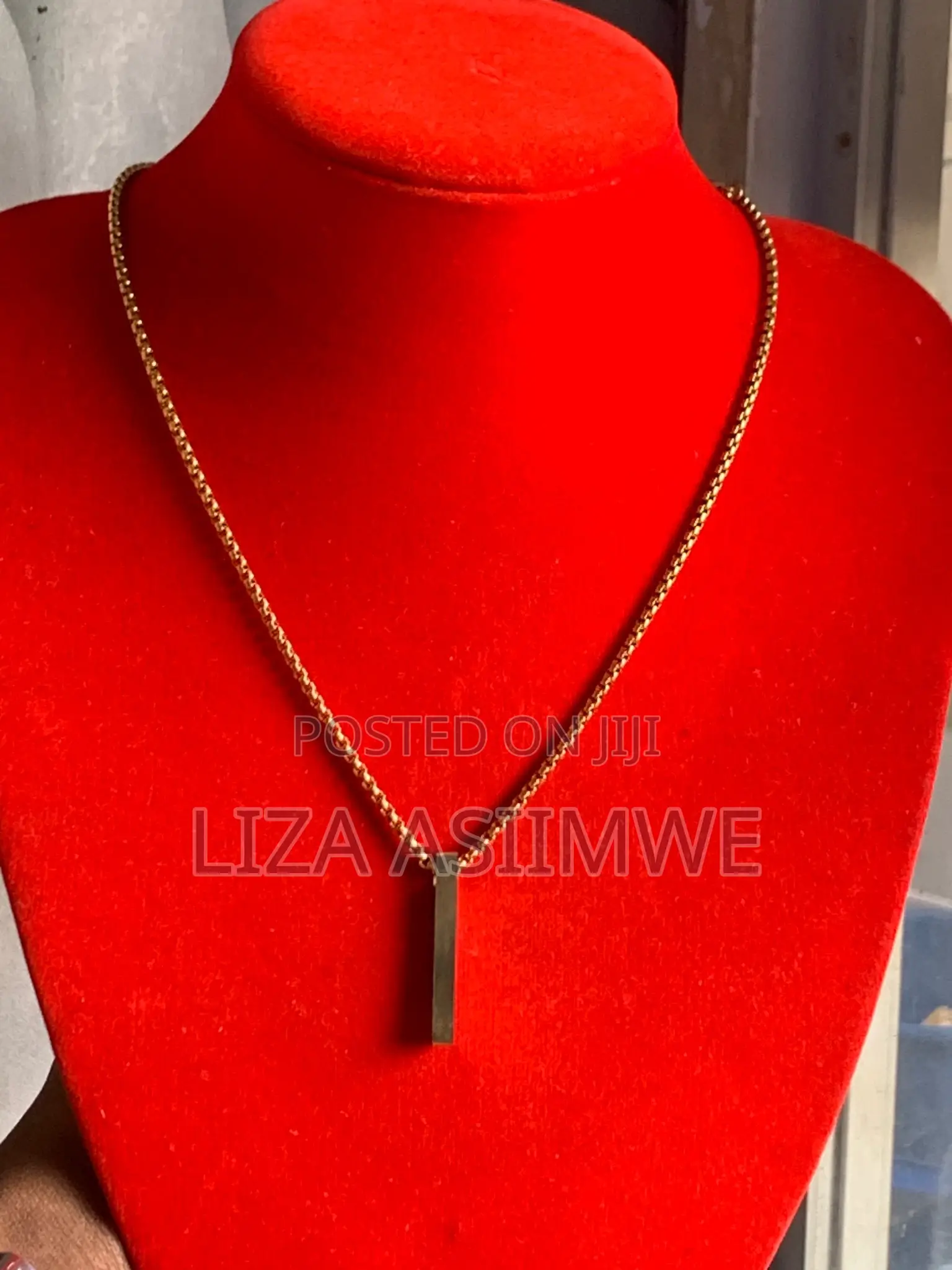 Simple Unisex Necklaces