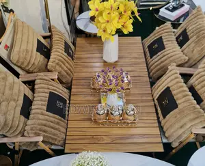 4 Seater Outdoor Dinning Table With Steel Cushioned Chairs