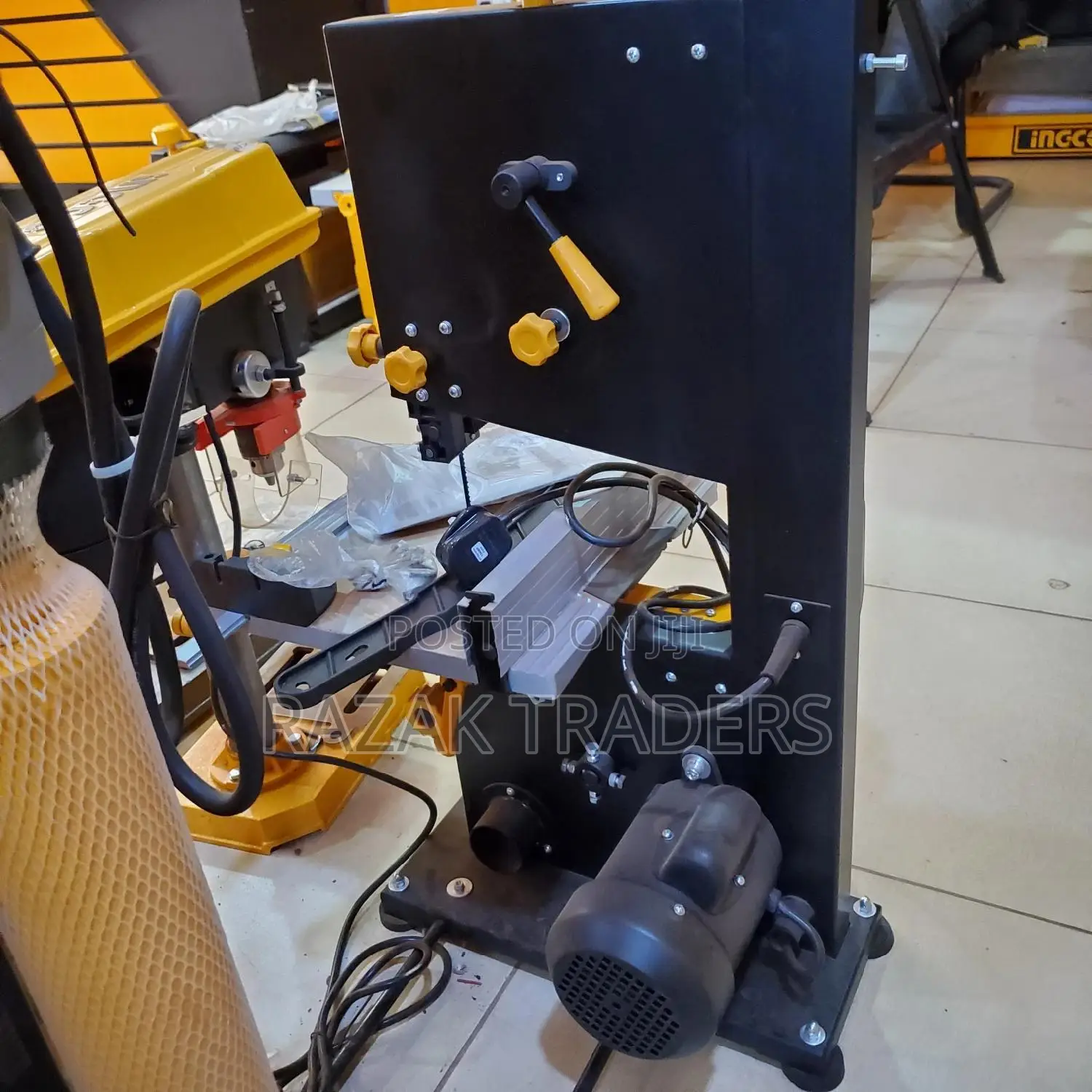 Ingco BAS3502 – 350W Band Saw