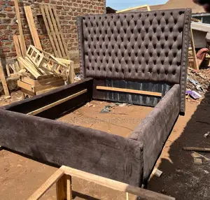 5x6 Bed in Coffebrown